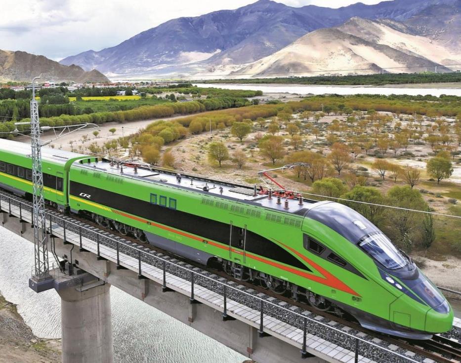 山東濟(jì)南城際列車(chē)廣告